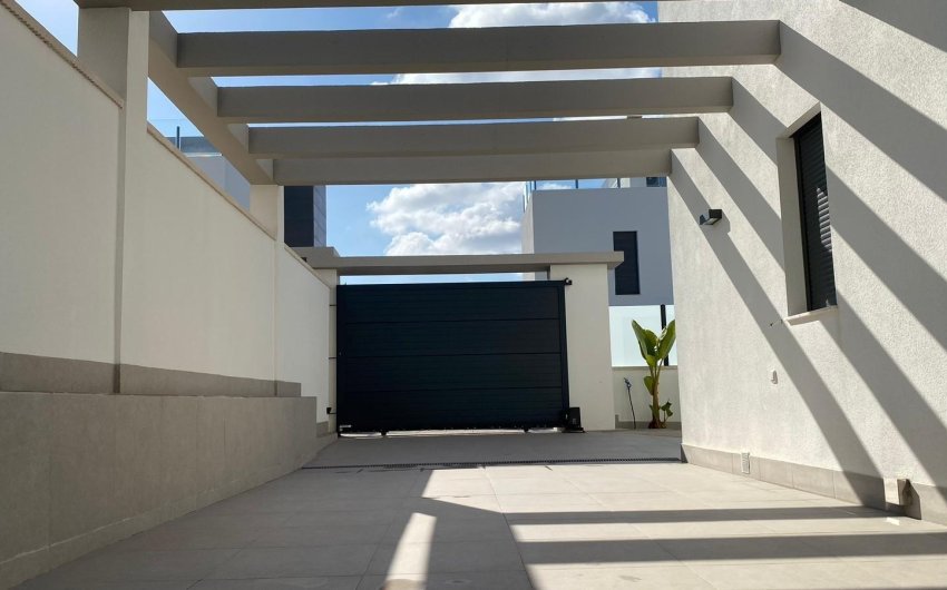 Revente - Villa -
Torrevieja - Los Balcones