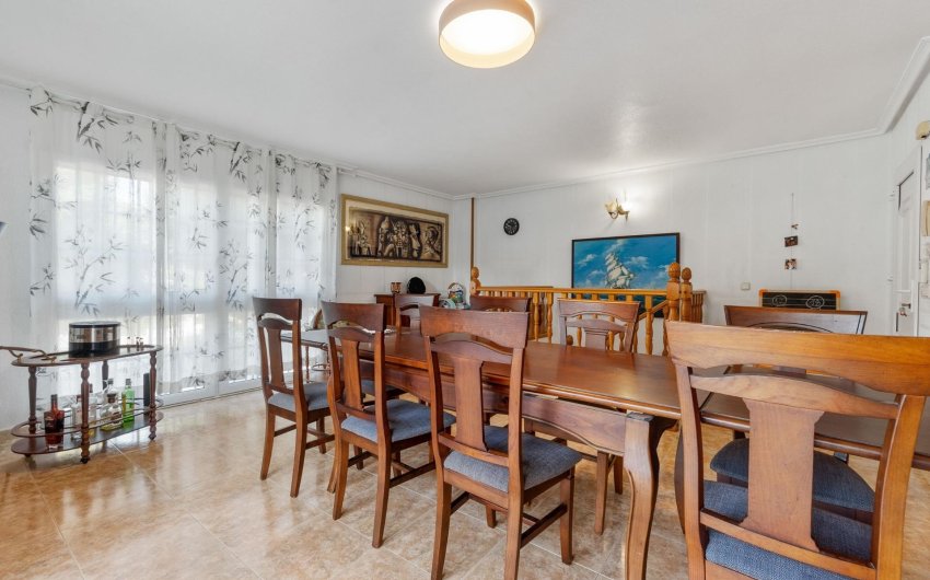 Revente - Villa -
Torrevieja - Los Balcones