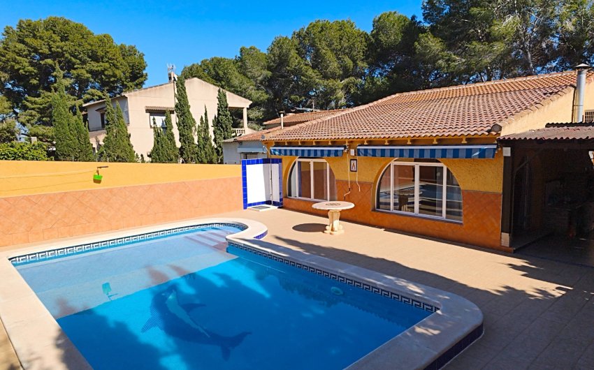 Revente - Villa -
Torrevieja - Los Balcones