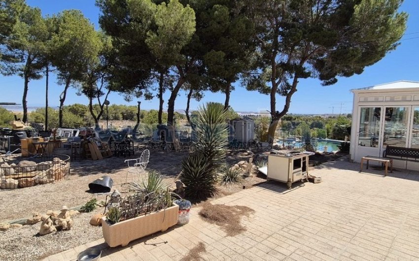 Revente - Villa -
Torrevieja - Los Balcones