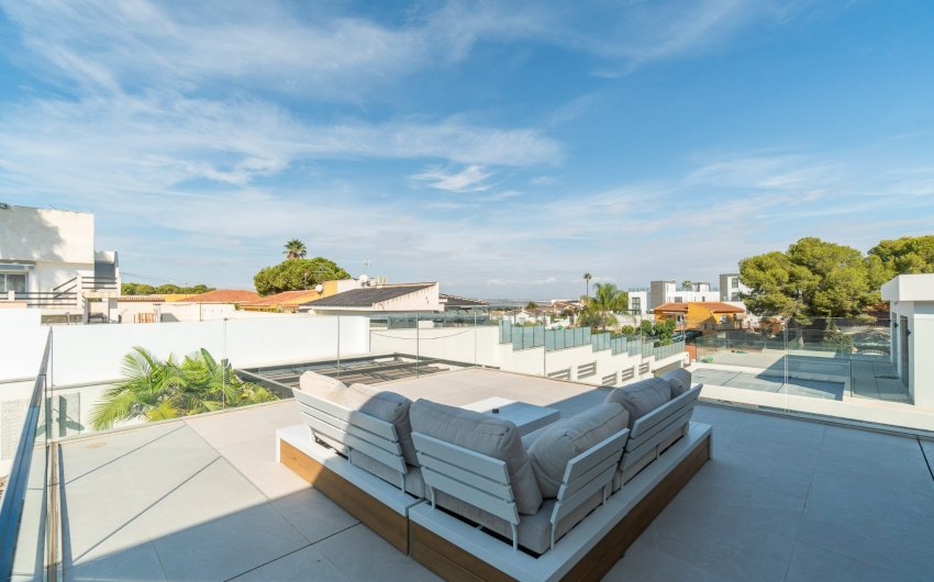 Revente - Villa -
Torrevieja - Los Balcones