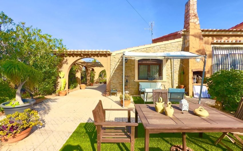 Revente - Villa -
Torrevieja - Torreblanca