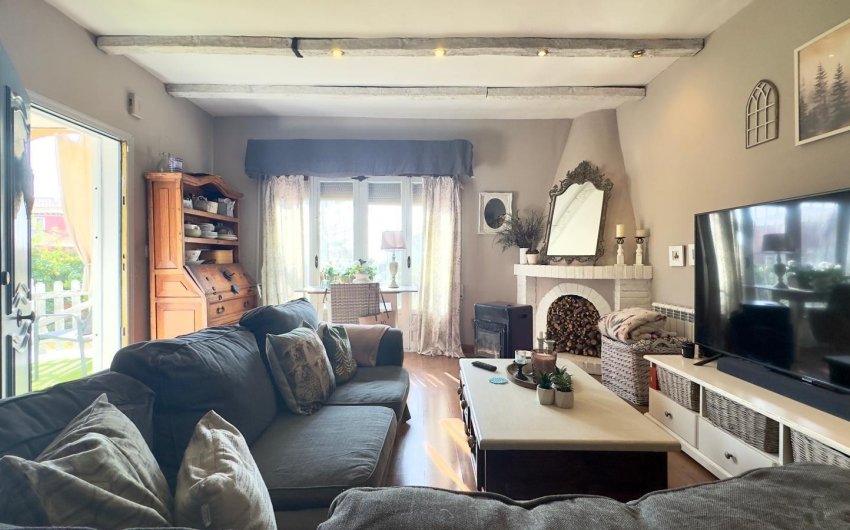 Revente - Villa -
Torrevieja - Torreblanca