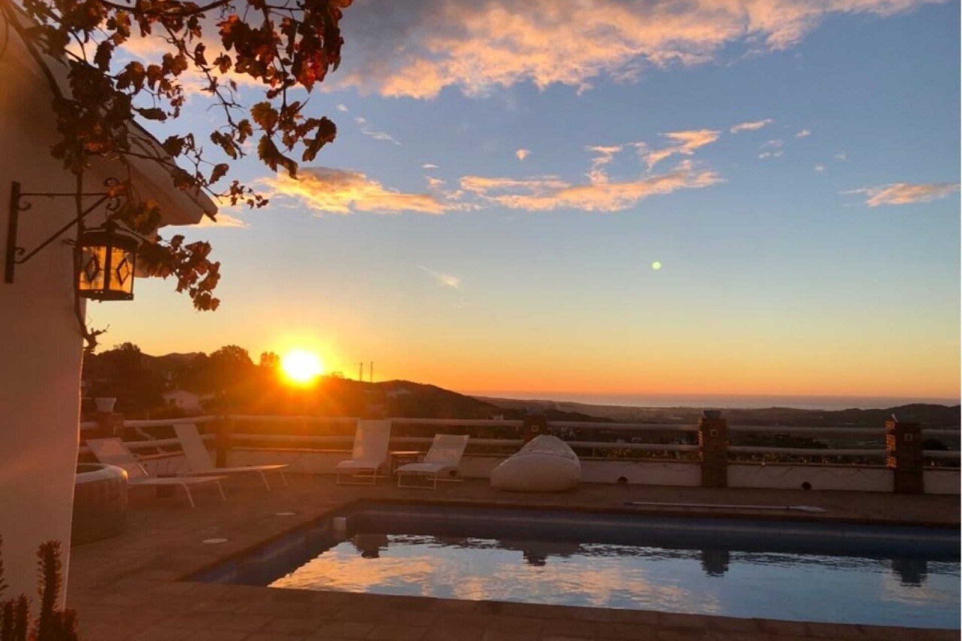 Revente - Villa -
Vélez-Málaga - Costa del Sol