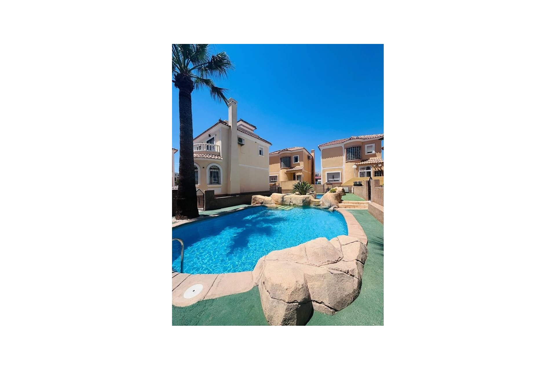 Revente - Villa -
Villamartin - Costa Blanca