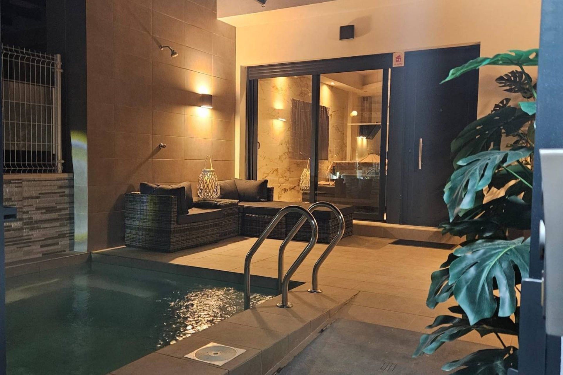 Revente - Villa -
Villamartin - Costa Blanca