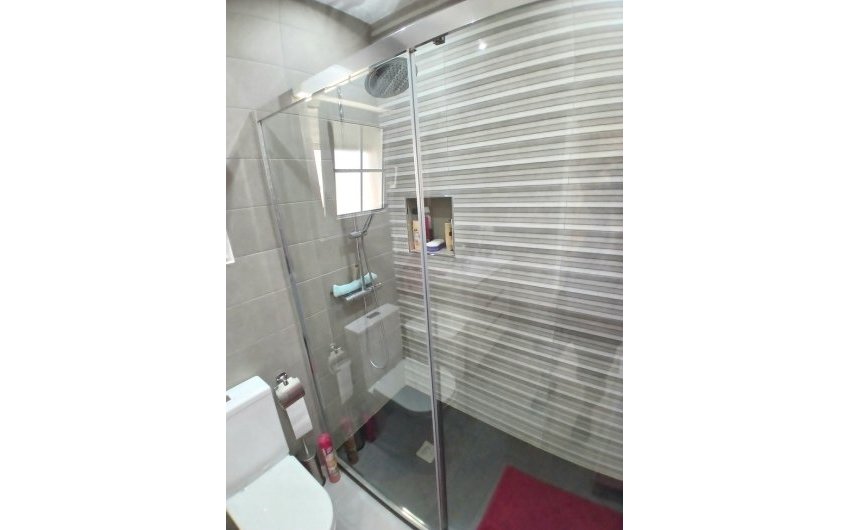 Revente - Villa -
Villamartin - Costa Blanca