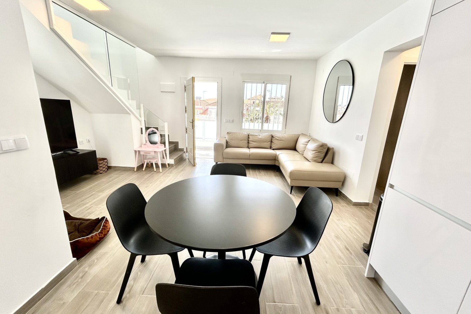 Revente - Villa -
Villamartin - Costa Blanca