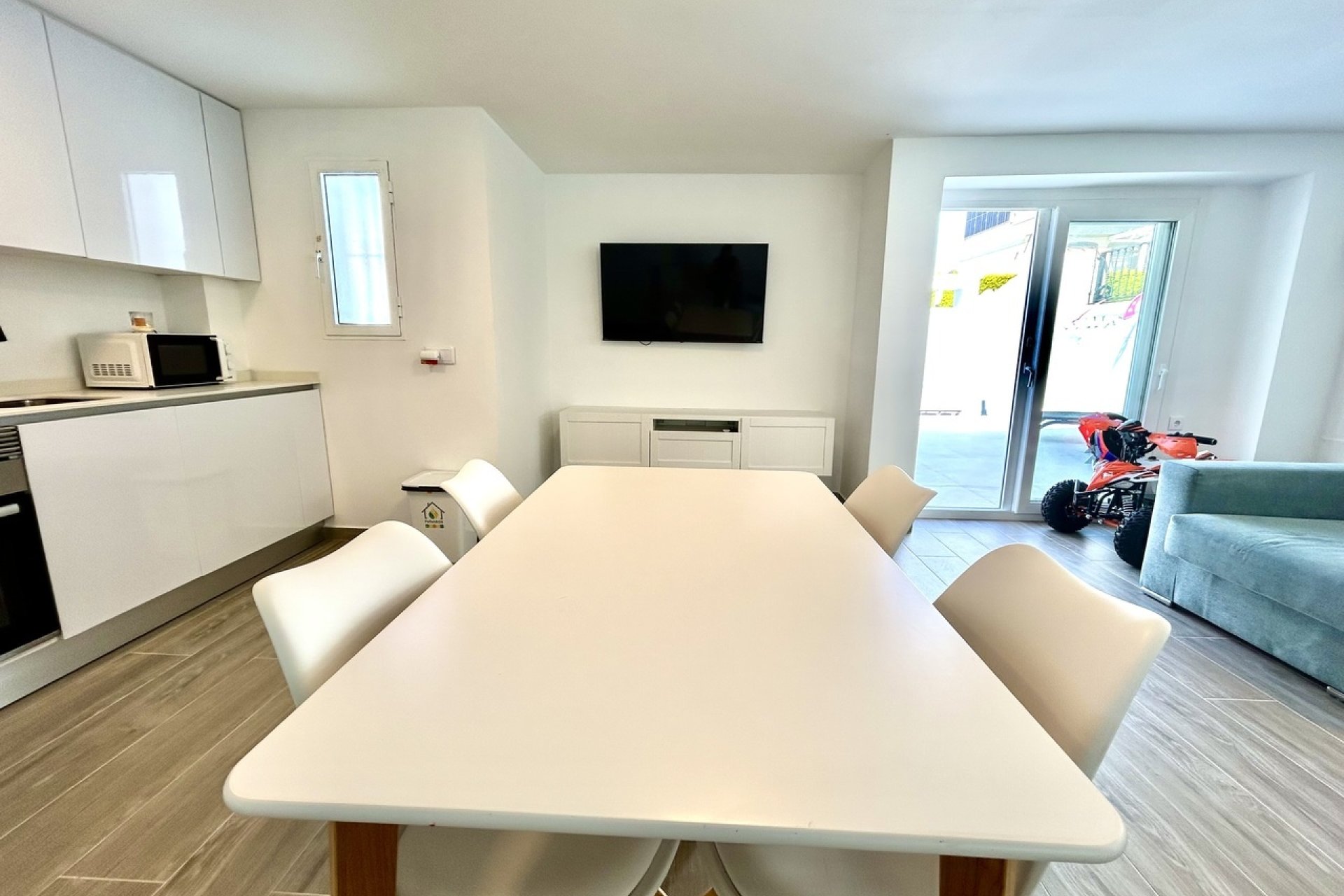 Revente - Villa -
Villamartin - Costa Blanca