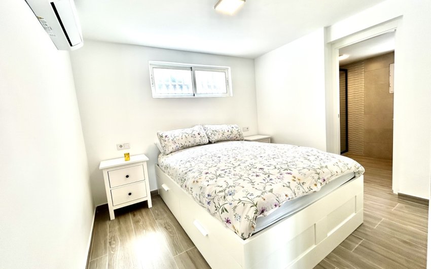 Revente - Villa -
Villamartin - Costa Blanca