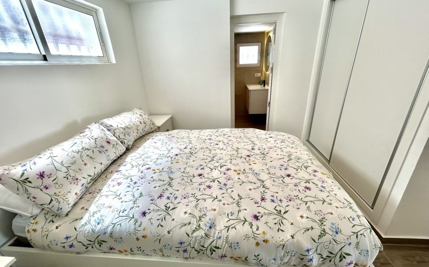 Revente - Villa -
Villamartin - Costa Blanca