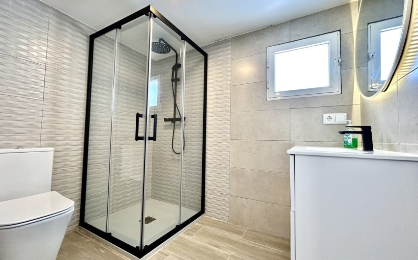 Revente - Villa -
Villamartin - Costa Blanca