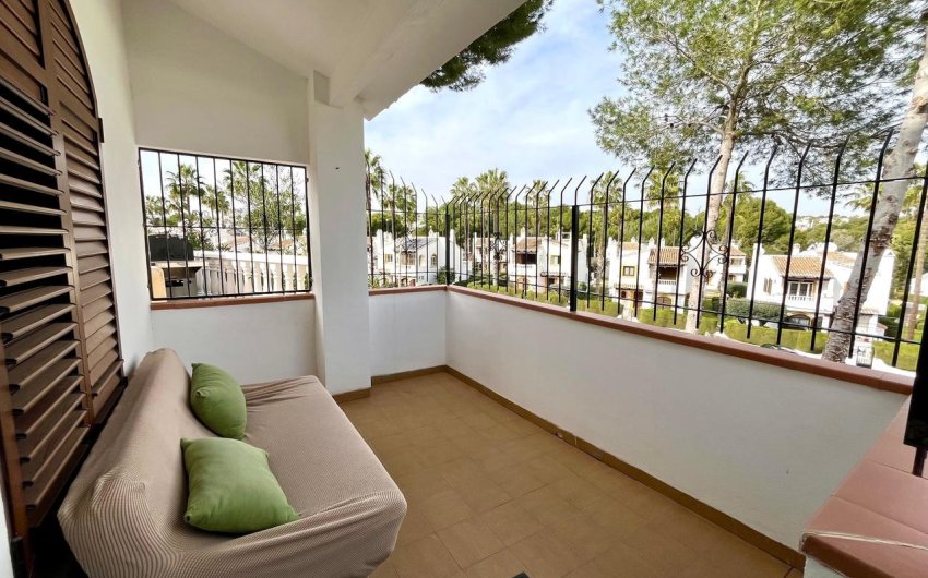 Revente - Villa -
Villamartin - Costa Blanca