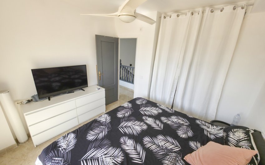 Revente - Villa -
Villamartin - Costa Blanca