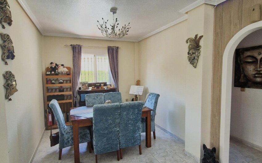 Revente - Villa -
Villamartin - Costa Blanca