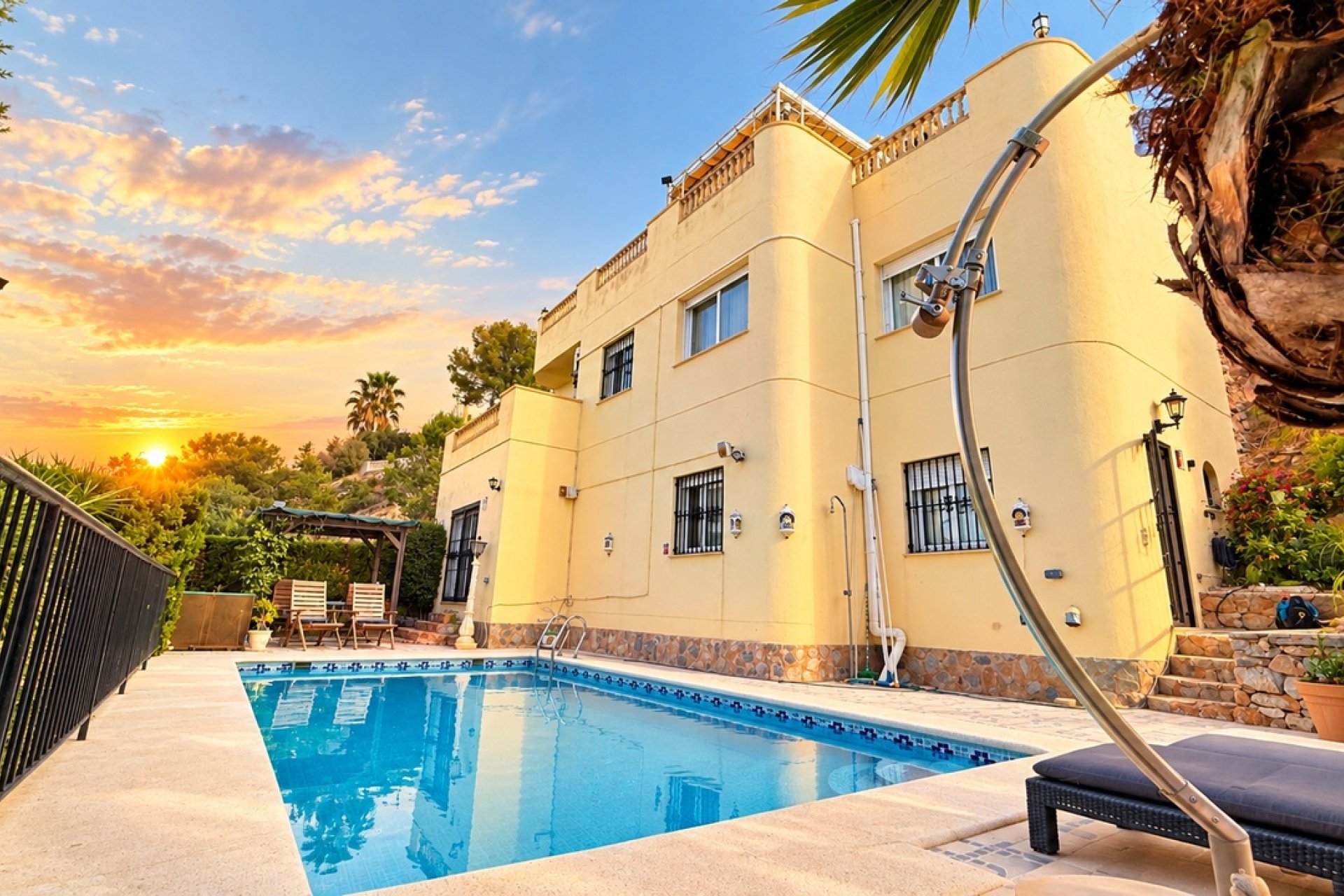 Revente - Villa -
Villamartin - Costa Blanca