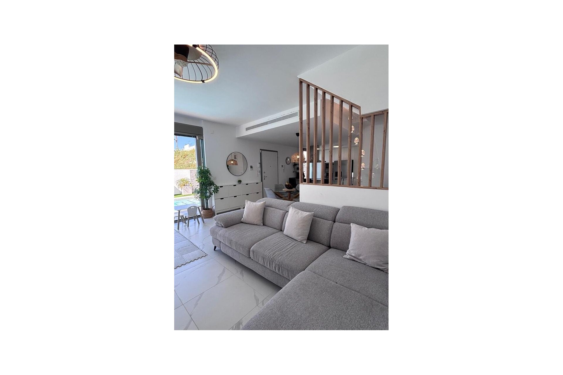 Revente - Villa -
Villamartin - Costa Blanca