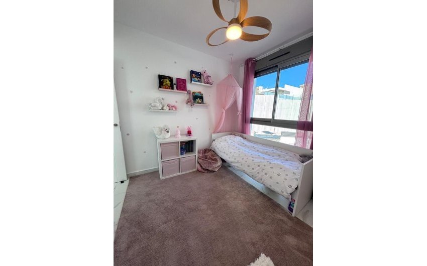 Revente - Villa -
Villamartin - Costa Blanca