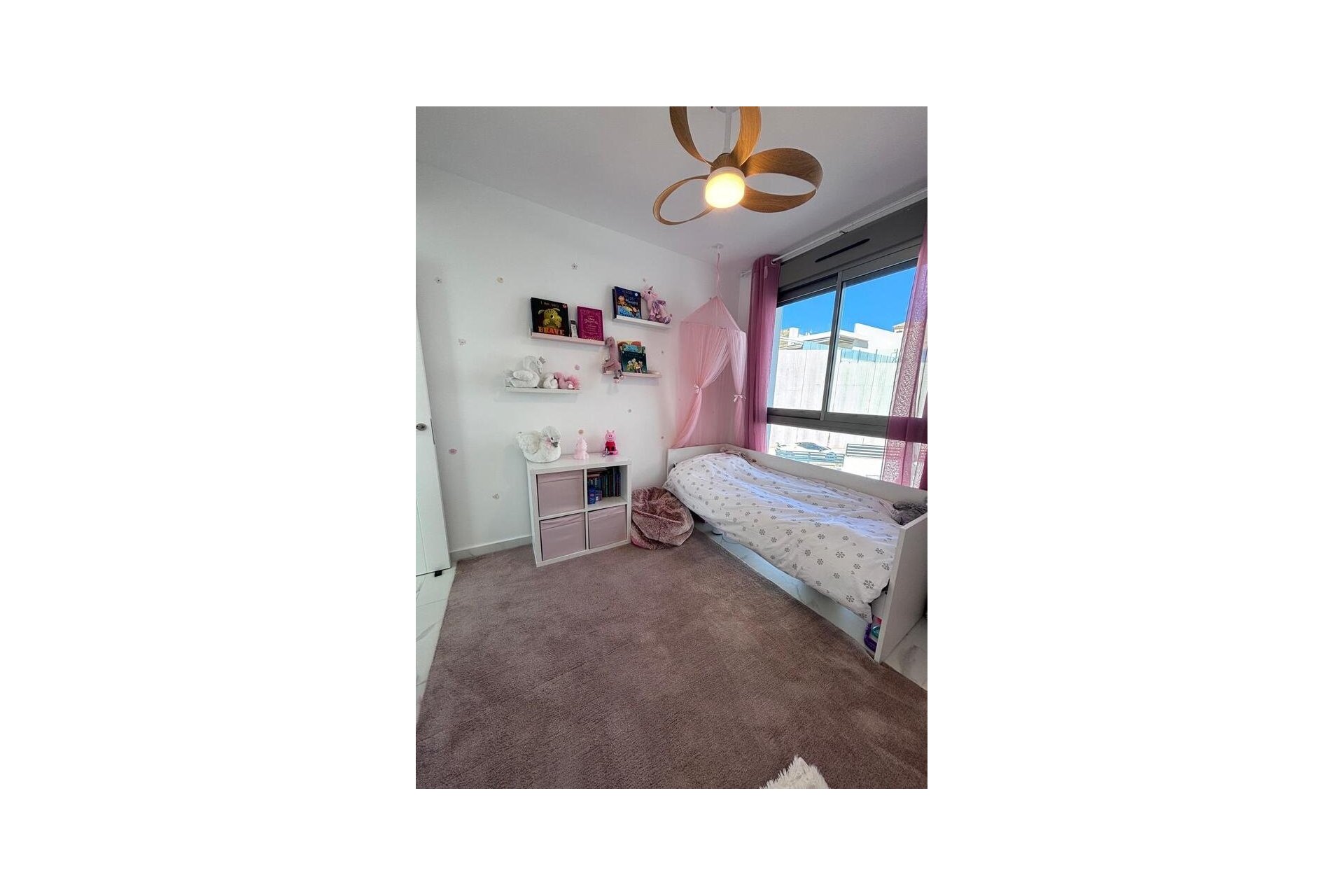 Revente - Villa -
Villamartin - Costa Blanca