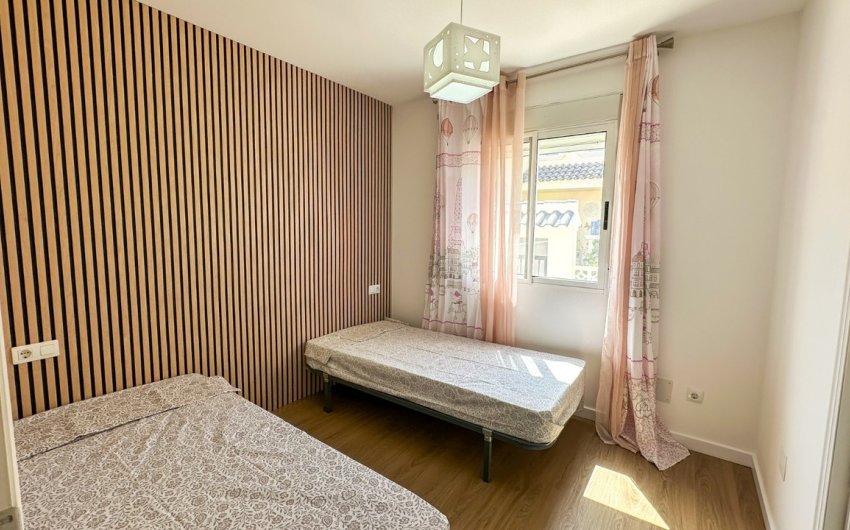 Revente - Villa -
Villamartin - Costa Blanca