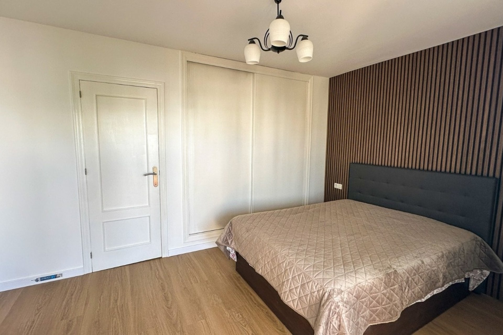 Revente - Villa -
Villamartin - Costa Blanca