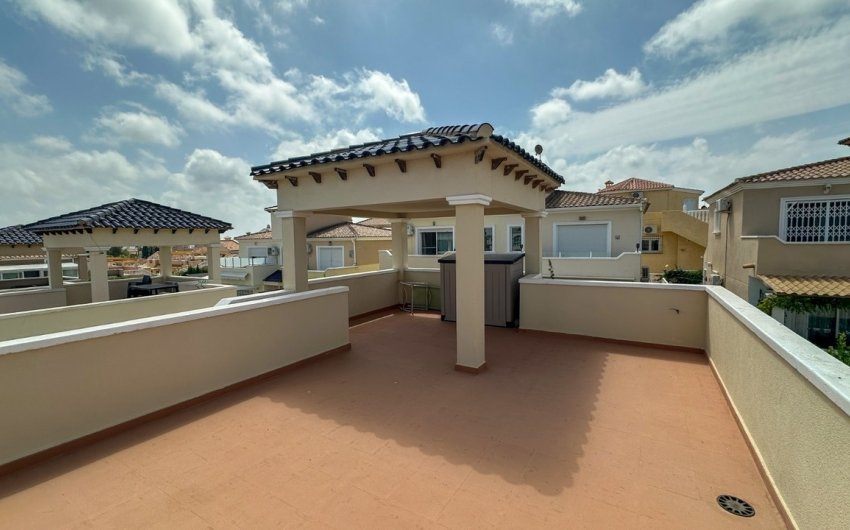 Revente - Villa -
Villamartin - Costa Blanca