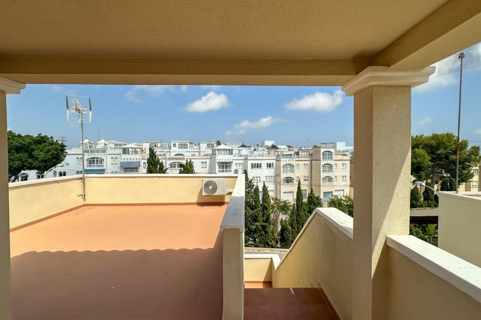 Revente - Villa -
Villamartin - Costa Blanca