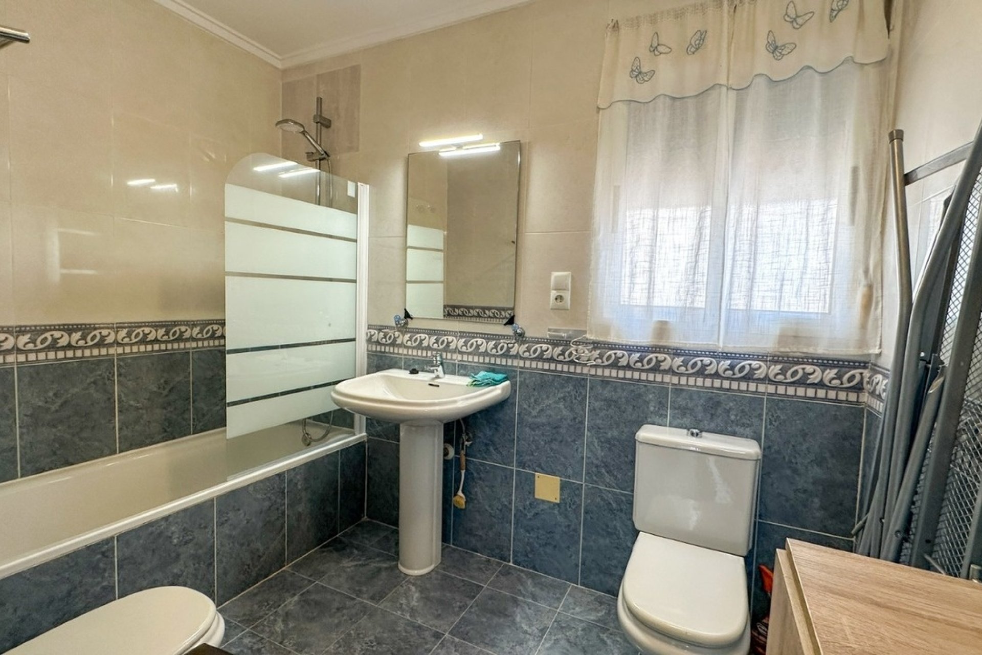 Revente - Villa -
Villamartin - Costa Blanca