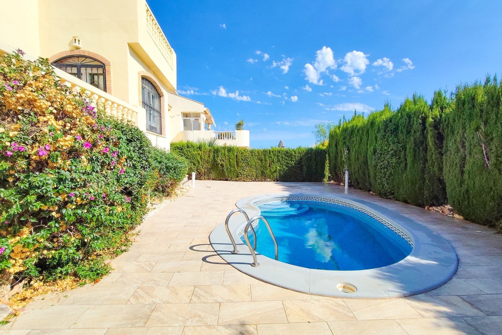 Revente - Villa -
Villamartin - Costa Blanca