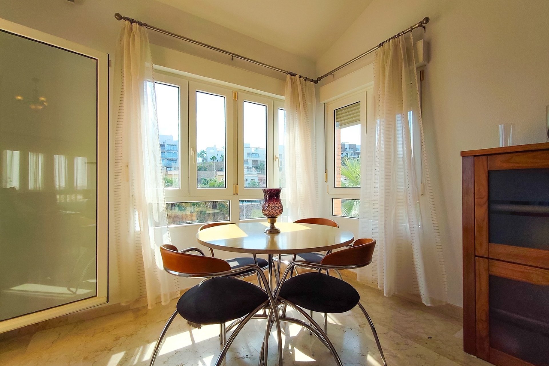 Revente - Villa -
Villamartin - Costa Blanca