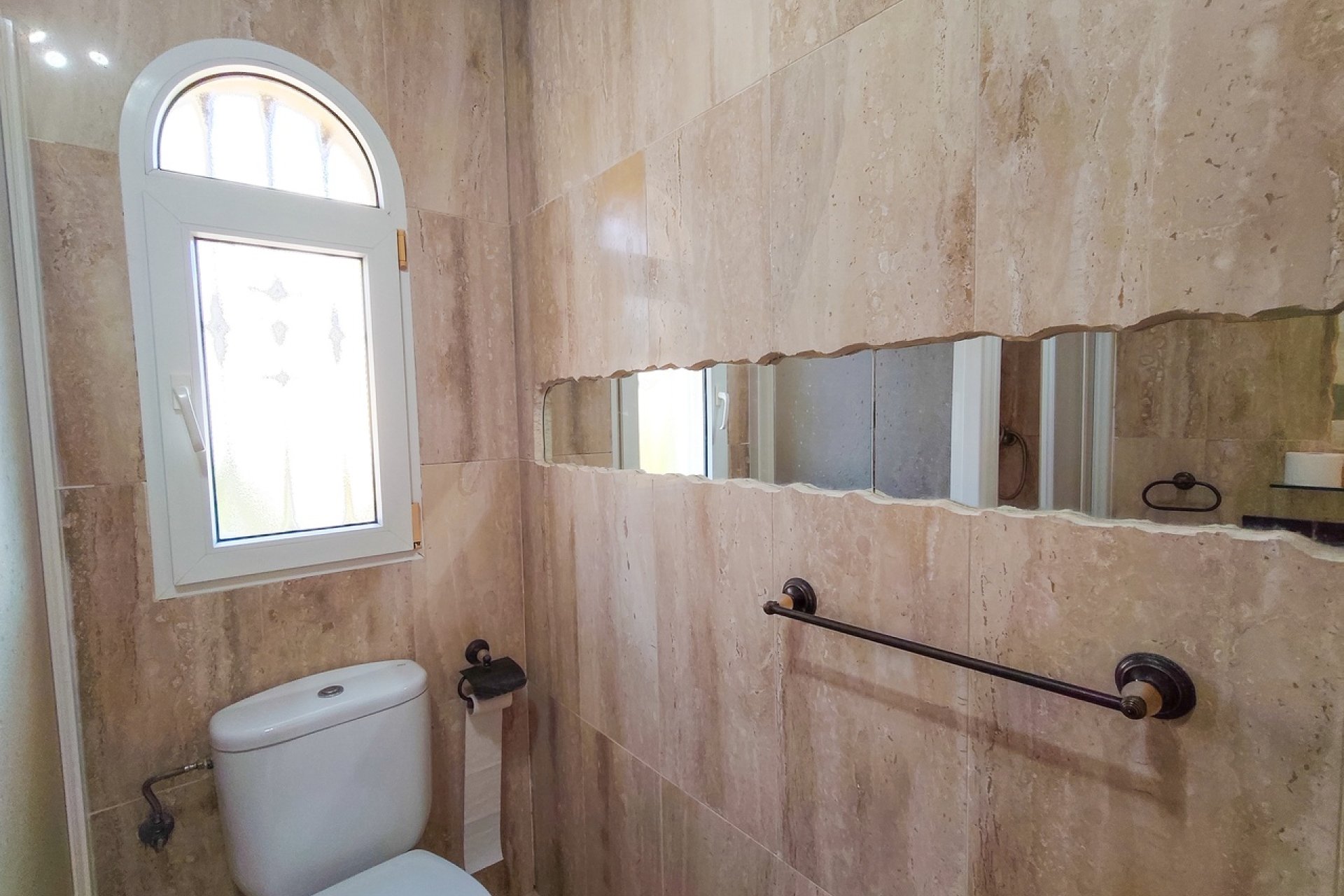 Revente - Villa -
Villamartin - Costa Blanca