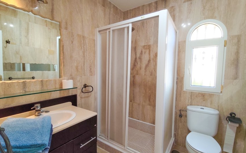 Revente - Villa -
Villamartin - Costa Blanca
