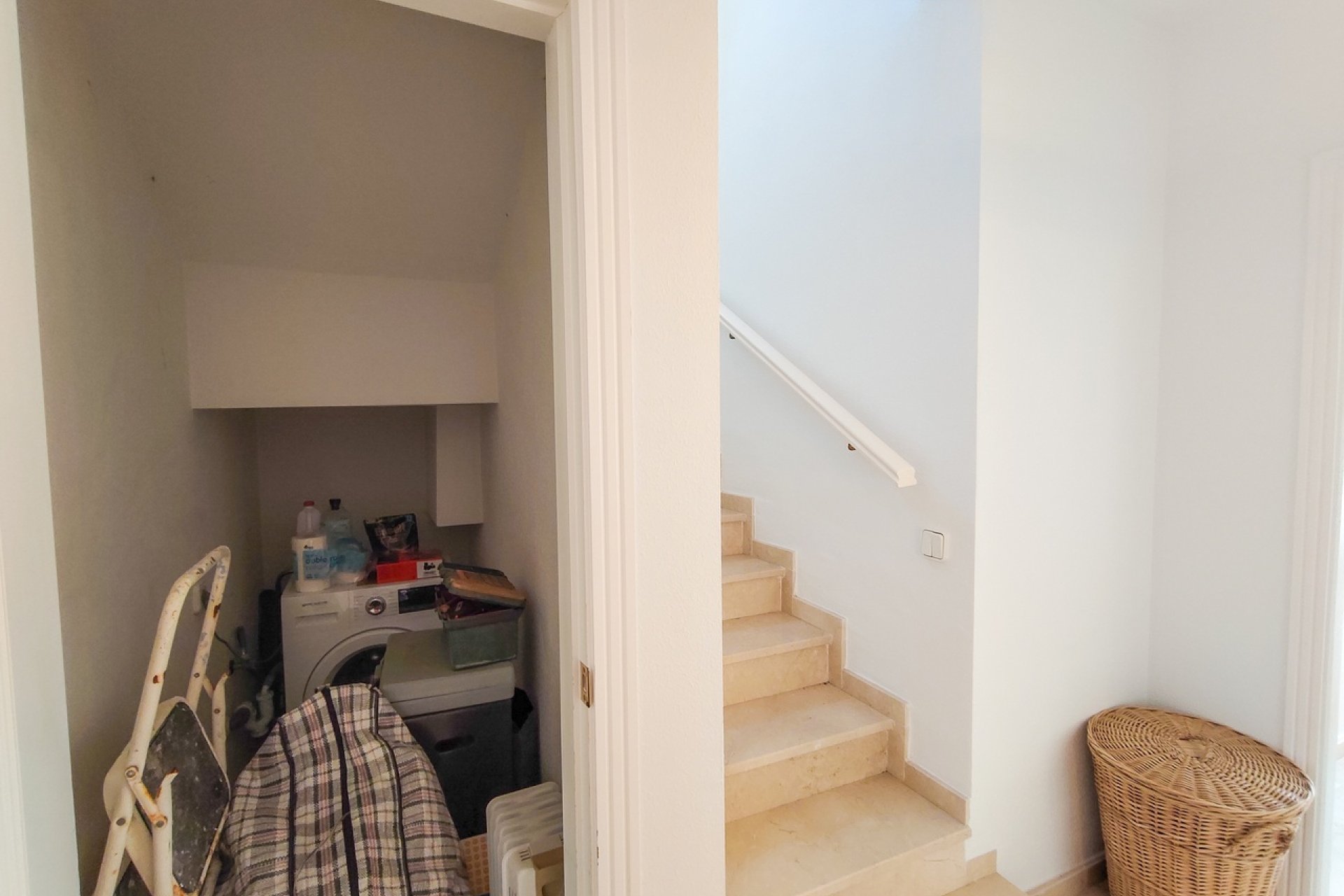 Revente - Villa -
Villamartin - Costa Blanca