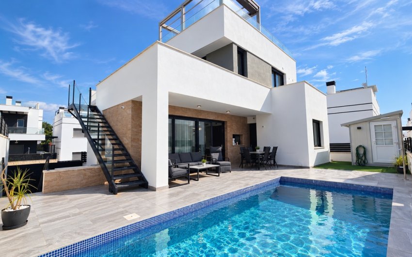 Revente - Villa -
Villamartin - Costa Blanca