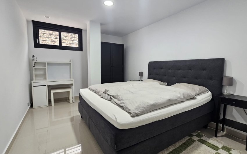 Revente - Villa -
Villamartin - Costa Blanca