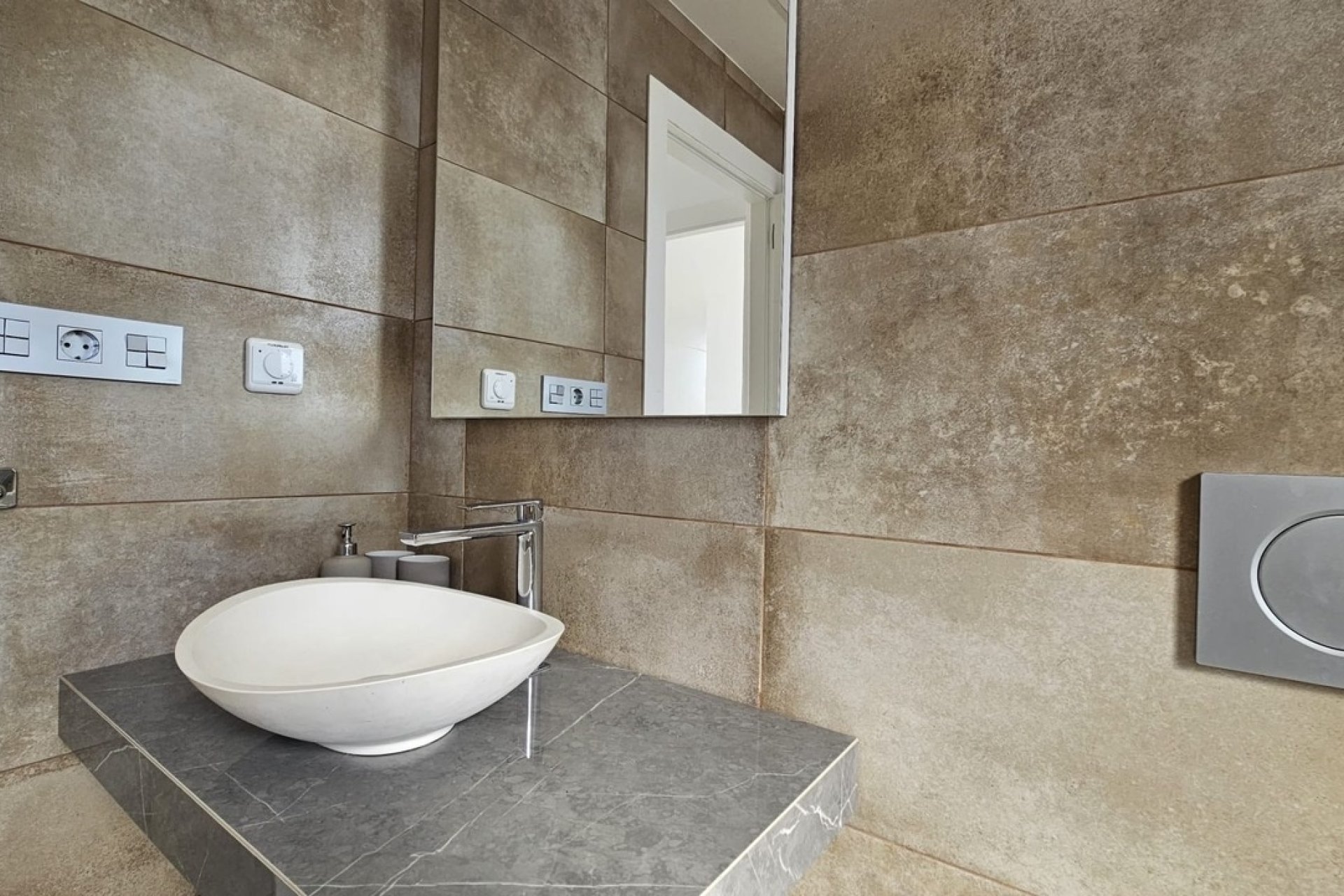 Revente - Villa -
Villamartin - Costa Blanca