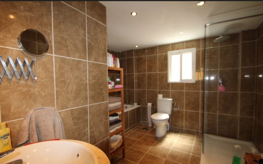 Revente - Villa -
Villamartin - Costa Blanca