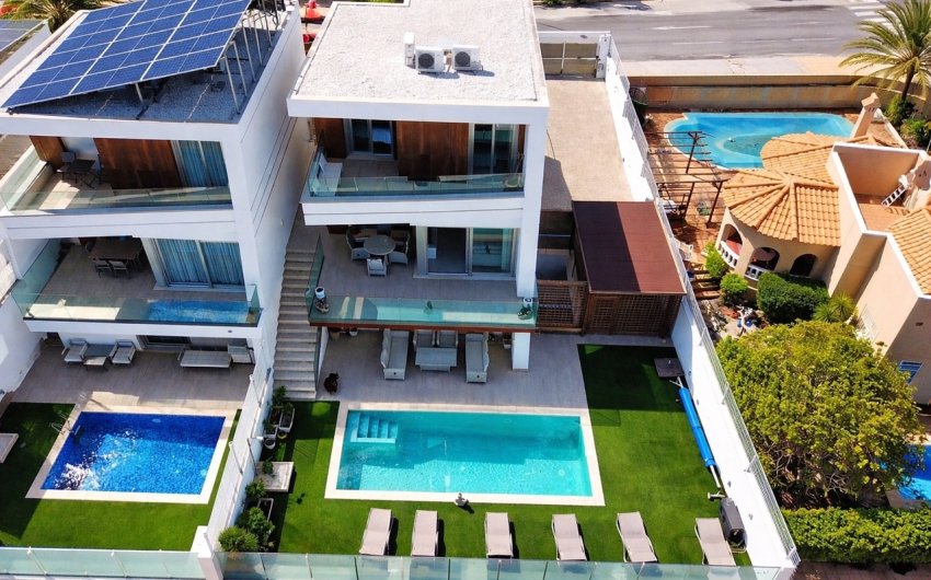 Revente - Villa -
Villamartin - Costa Blanca