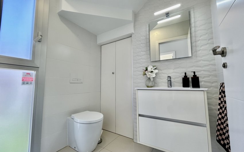 Revente - Villa -
Villamartin - Costa Blanca