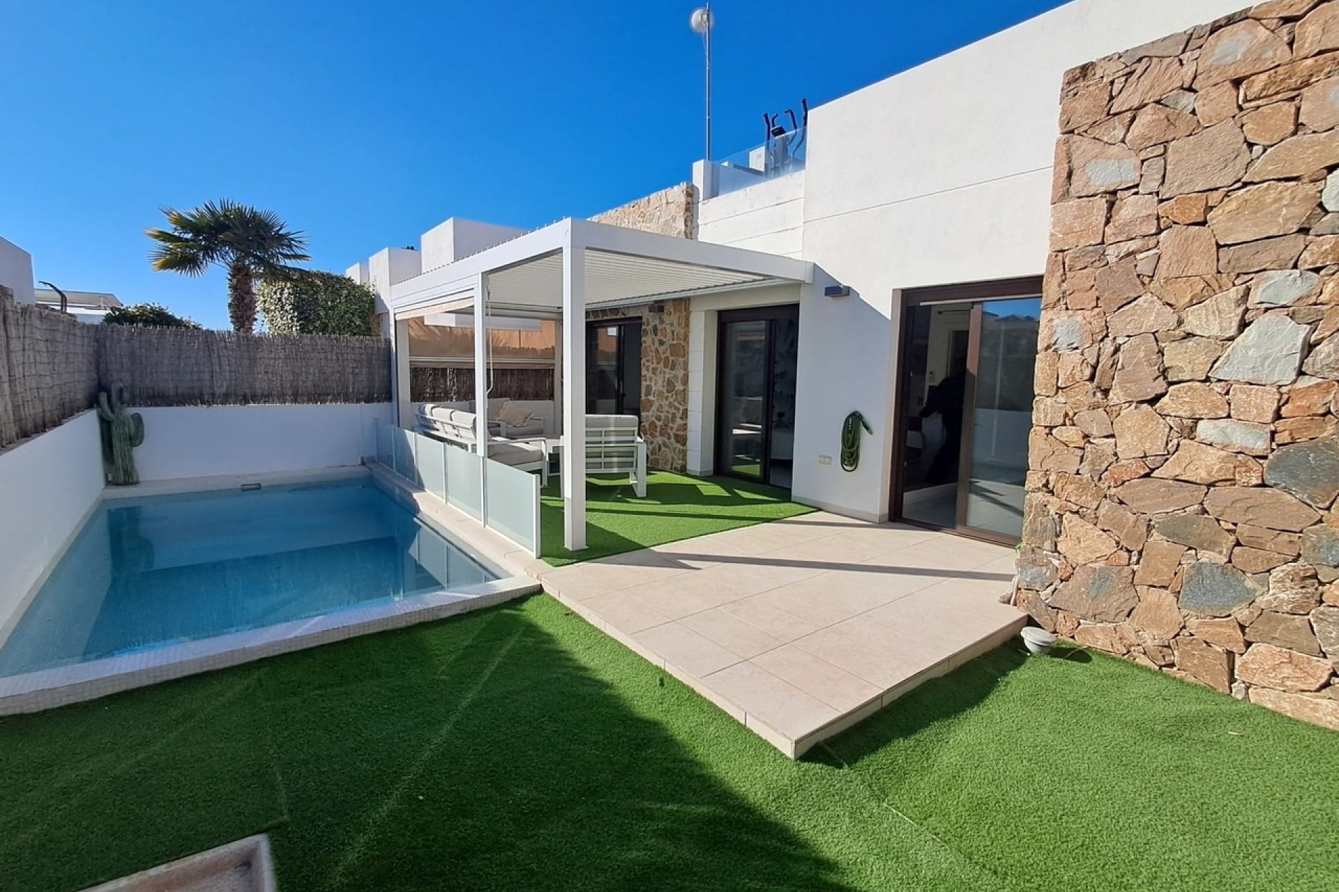 Revente - Villa -
Villamartin - Costa Blanca
