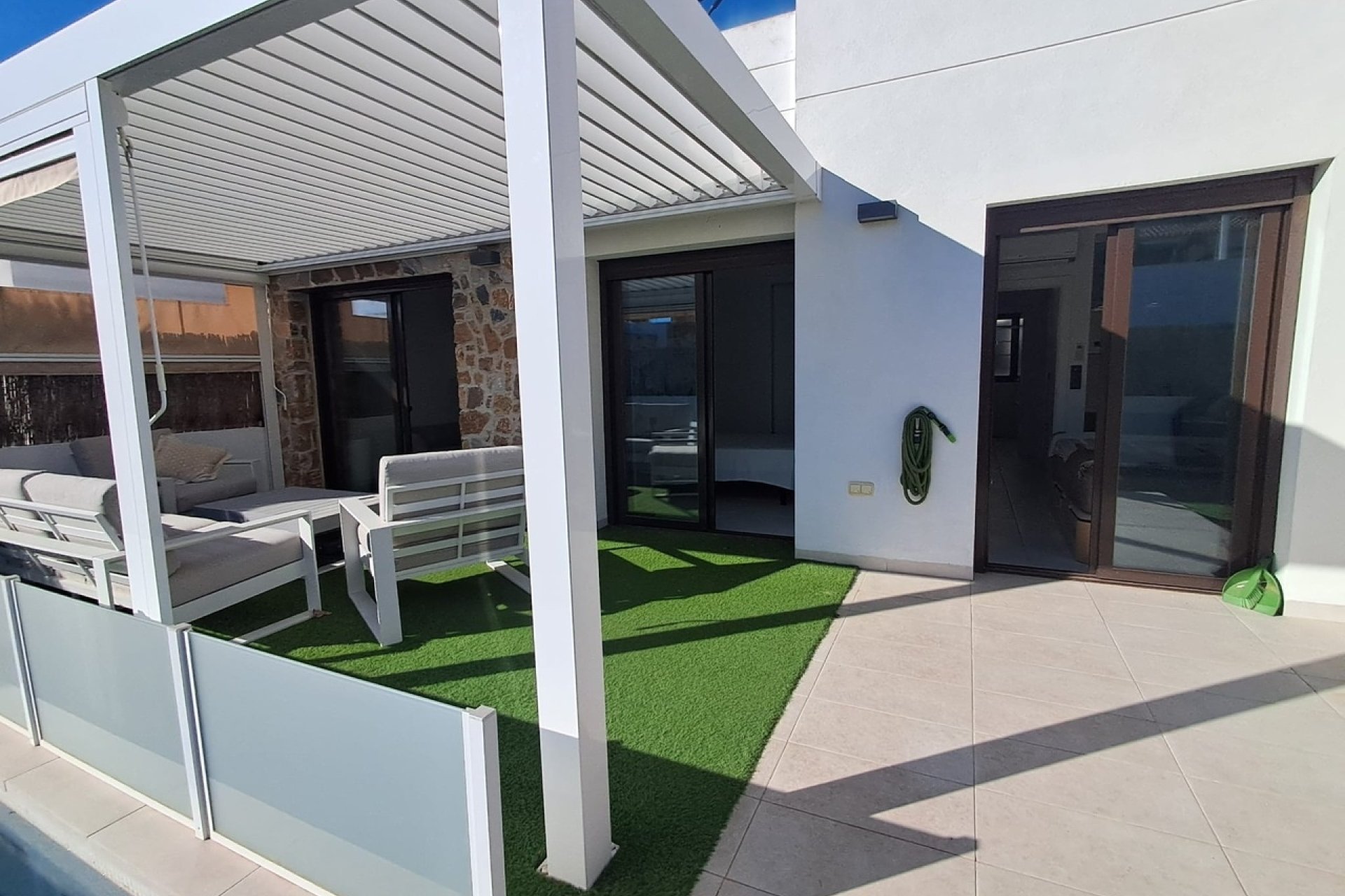 Revente - Villa -
Villamartin - Costa Blanca