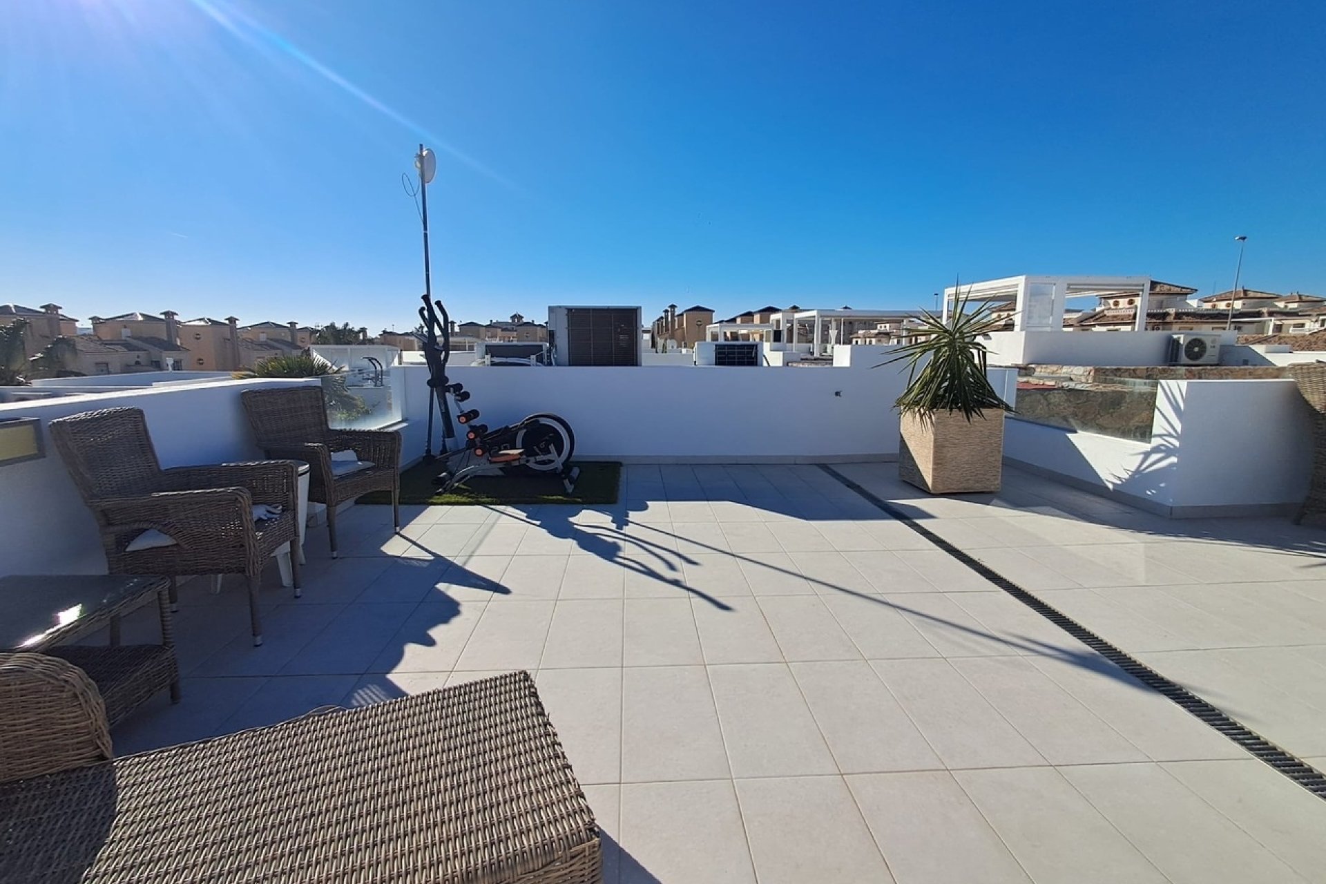 Revente - Villa -
Villamartin - Costa Blanca