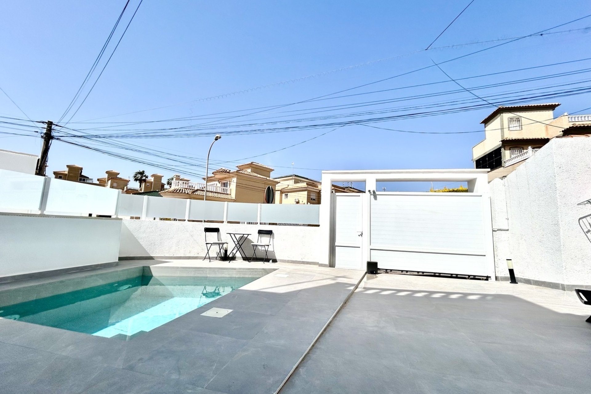 Revente - Villa -
Villamartin - Costa Blanca