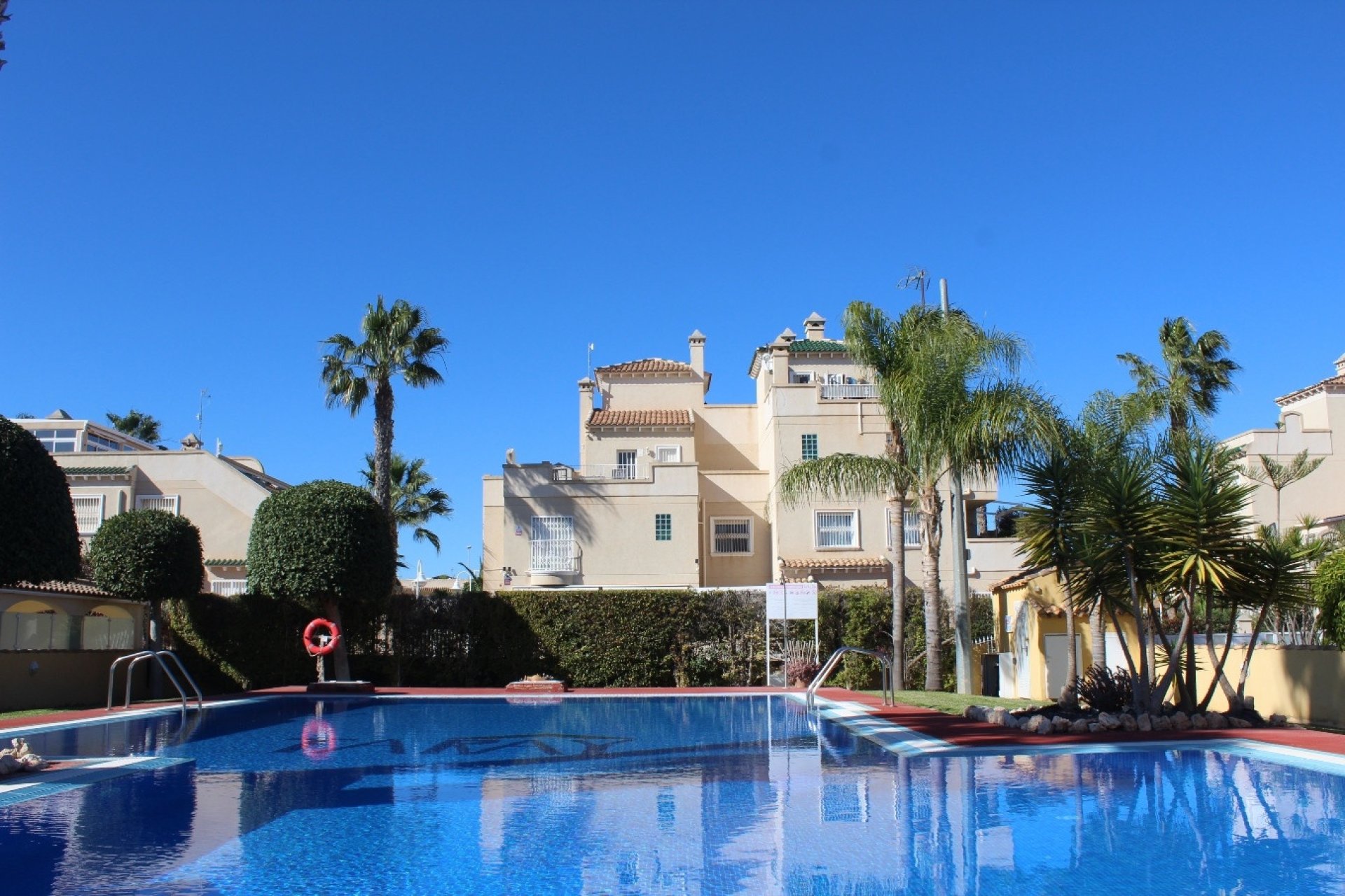 Revente - Villa -
Villamartin - Costa Blanca