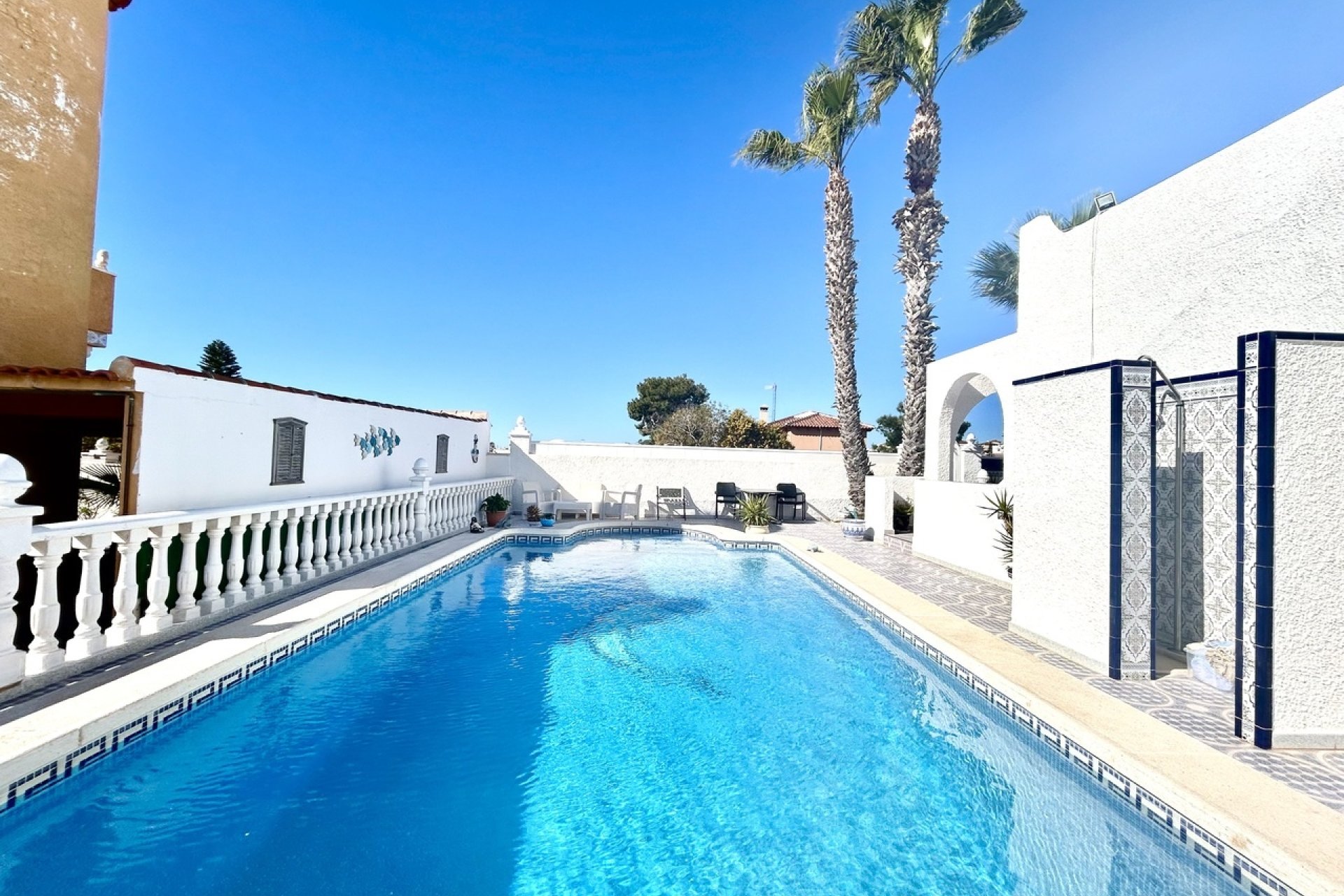 Revente - Villa -
Villamartin - Costa Blanca