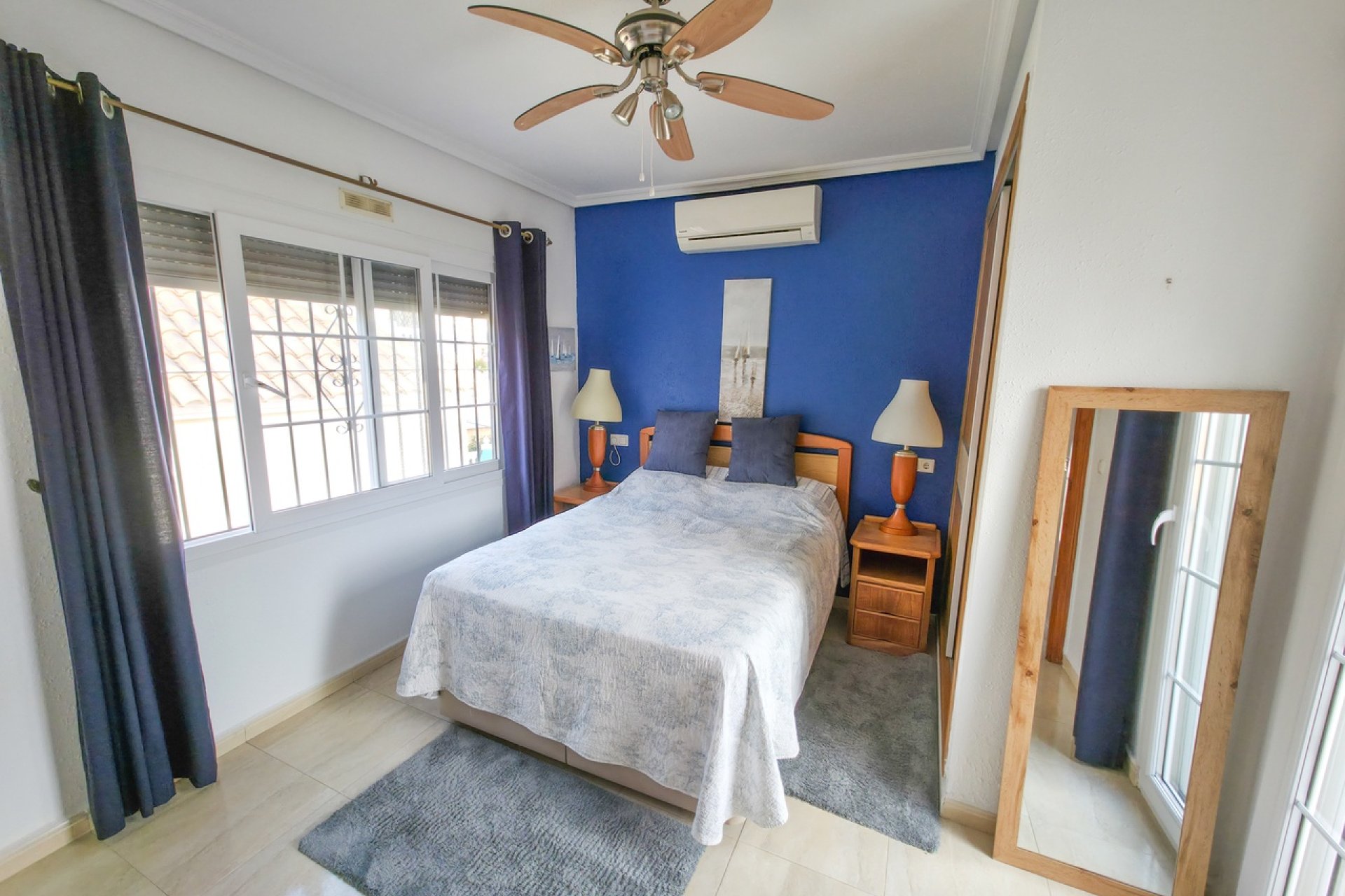 Revente - Villa -
Villamartin - Costa Blanca