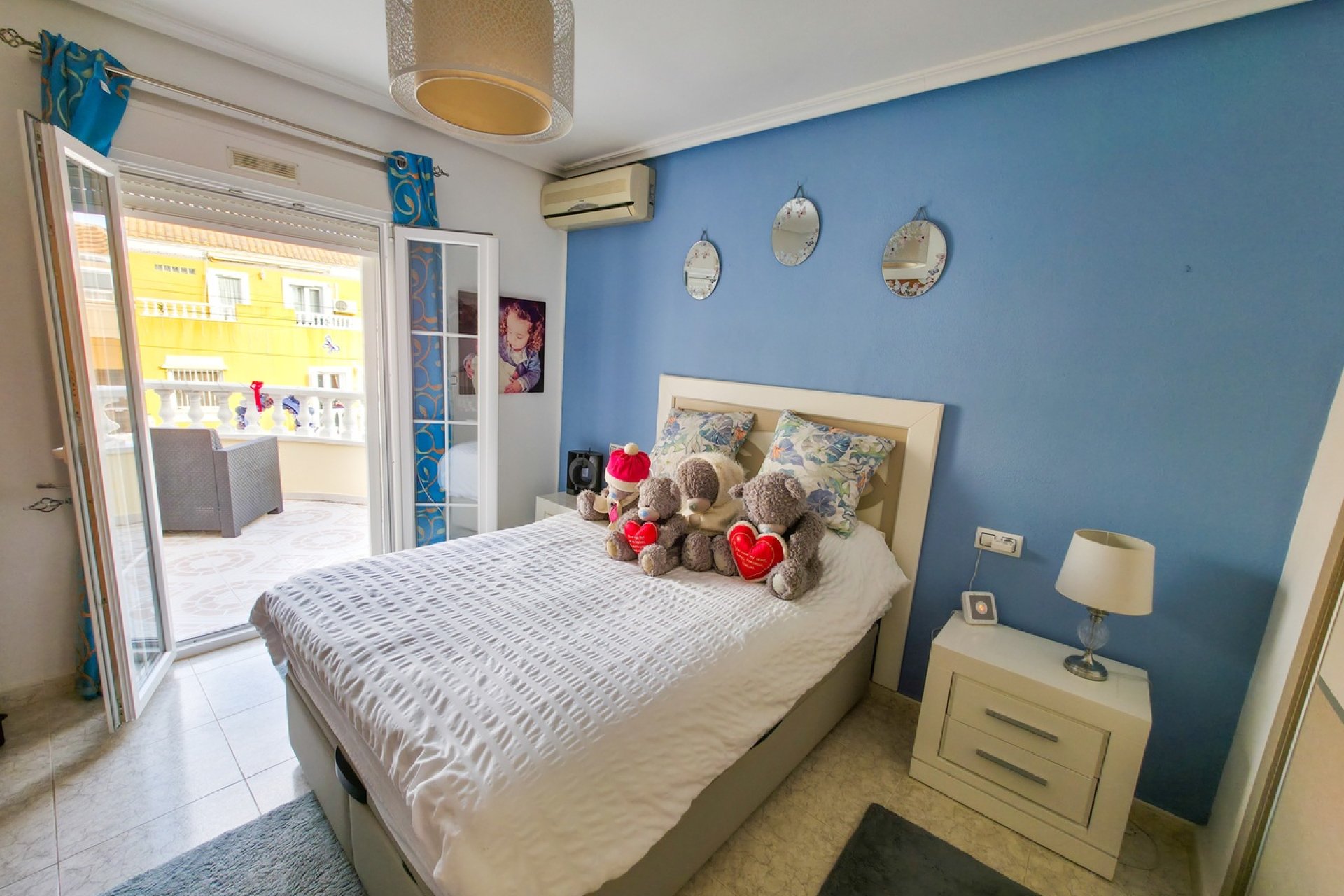Revente - Villa -
Villamartin - Costa Blanca