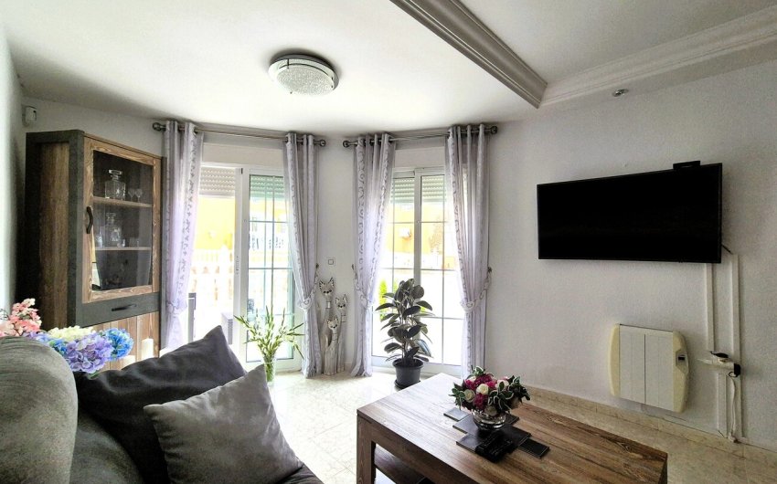 Revente - Villa -
Villamartin - Costa Blanca