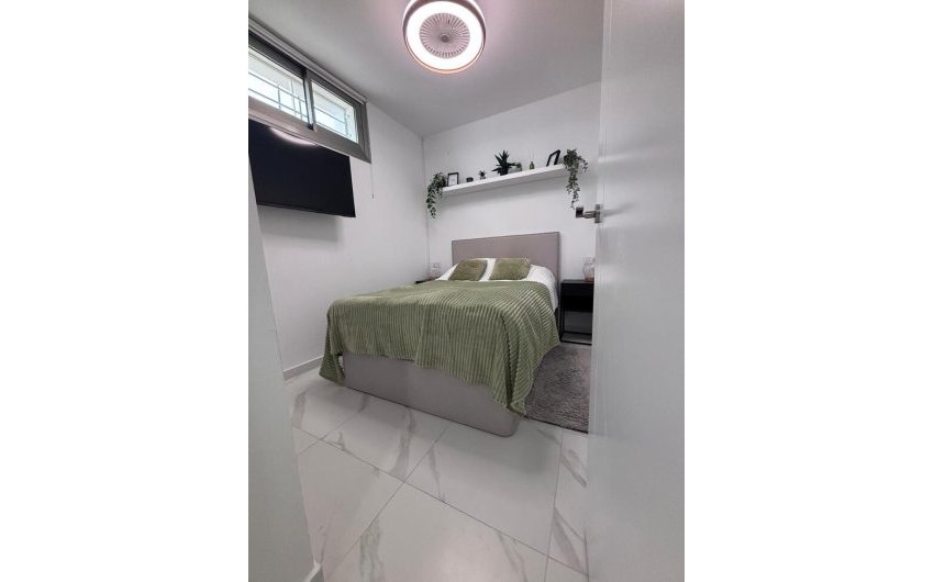Revente - Villa -
Villamartin - Costa Blanca