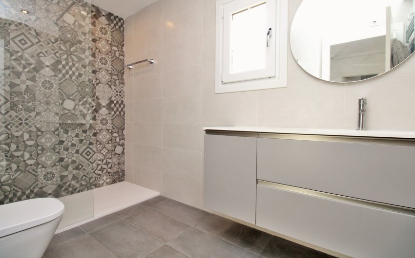 Revente - Villa -
Villamartín - Los Dolses